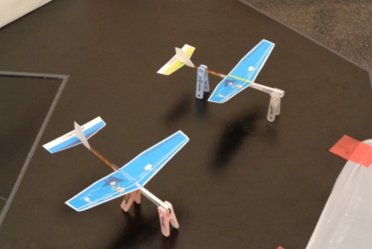 【ワークショップ】紙飛行機で学ぶ飛行機のひみつ
